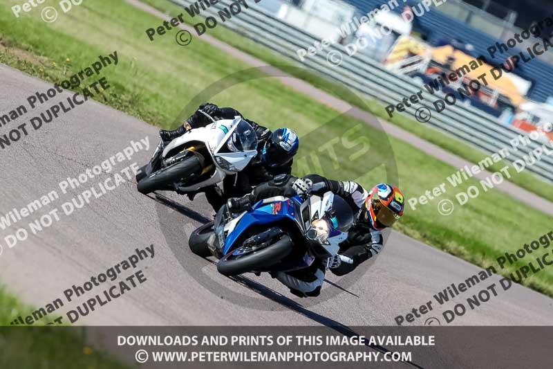 Rockingham no limits trackday;enduro digital images;event digital images;eventdigitalimages;no limits trackdays;peter wileman photography;racing digital images;rockingham raceway northamptonshire;rockingham trackday photographs;trackday digital images;trackday photos